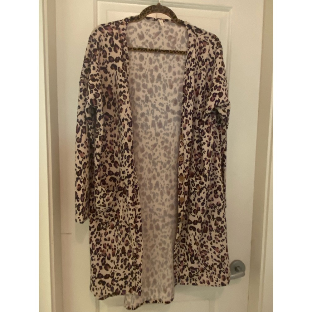 Leopard Cardigan - Picture 4 of 5